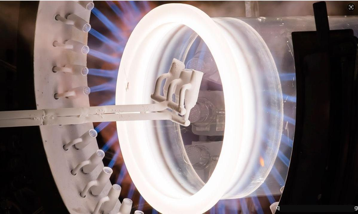 ຄໍາຮ້ອງສະຫມັກທີ່ມີຄວາມຫຼາກຫຼາຍຂອງ Quartz ໃນການຜະລິດ Semiconductor ແມ່ນຫຍັງ?